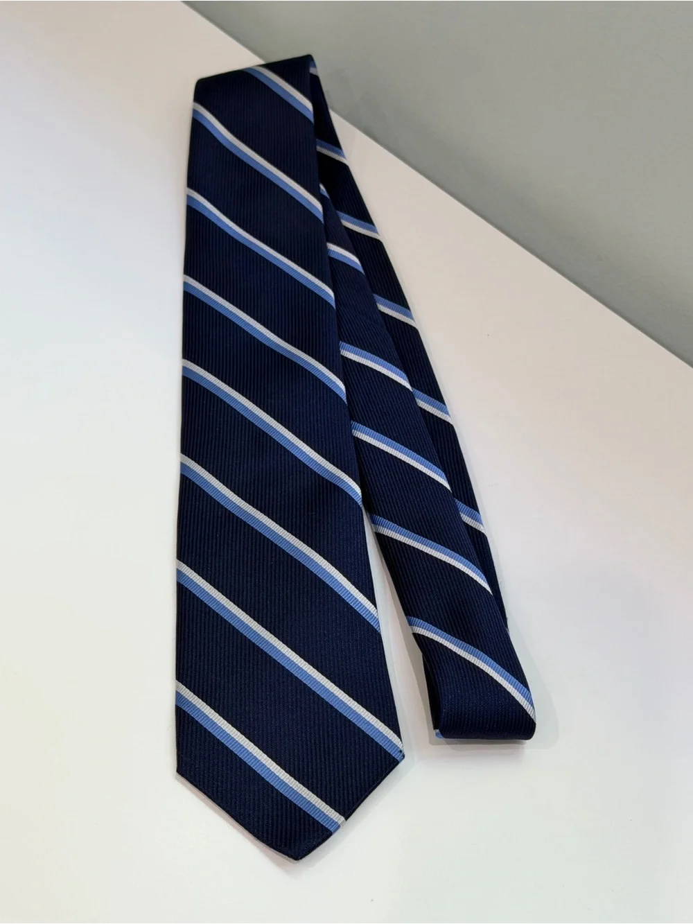 Tom James Navy Blue Stripe Silk Tie Designer Necktie Classic Business Luxury Men